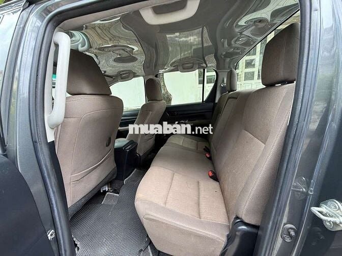 Toyota Hilux 2019 bản 2.4E 4×2 AT - 81000 km