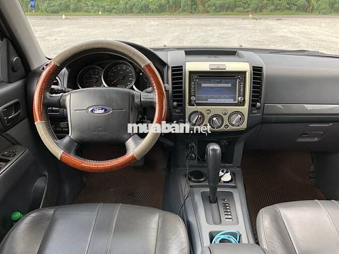 Ford Everest 2015 máy dầu số tự động