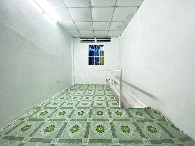 Trọ 1 trệt 1 lầu- Điện giá nhà nước- Cửa sổ thoáng- Rộng