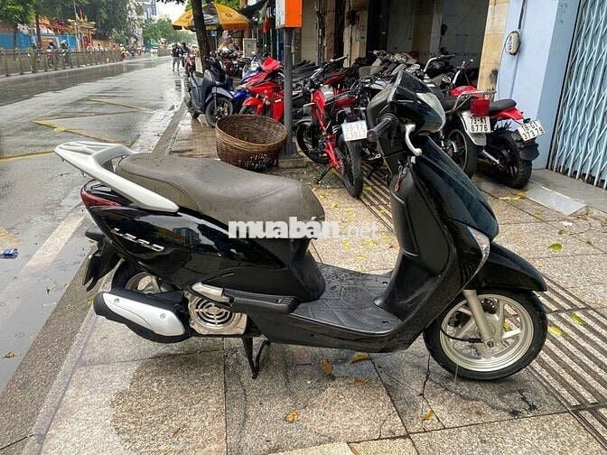 Honda lead FI 2010 mới 90% biển số thành phố