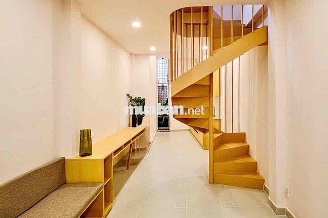 XVNT - HẺM OTO - VIP DÀNH CHO GĐ - TRUNG TÂM SÁT Q1 -
