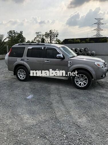 Ford Everest 2015 máy dầu số tự động