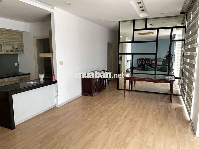 GĐ CẦN BÁN CĂN GÓC NHÀ PHỐ TRUNG PHỤNG 6T 4 NGỦ HƠN 5 TỶ