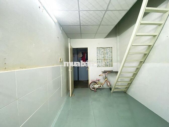 Trọ 1 trệt 1 lầu- Điện giá nhà nước- Cửa sổ thoáng- Rộng