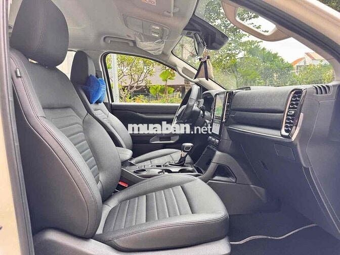 Ford Everest Sport 2025 Siêu Lướt - 660 km