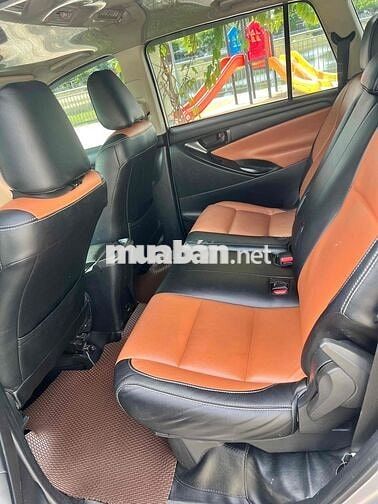 Toyota Innova 2018 2.0E