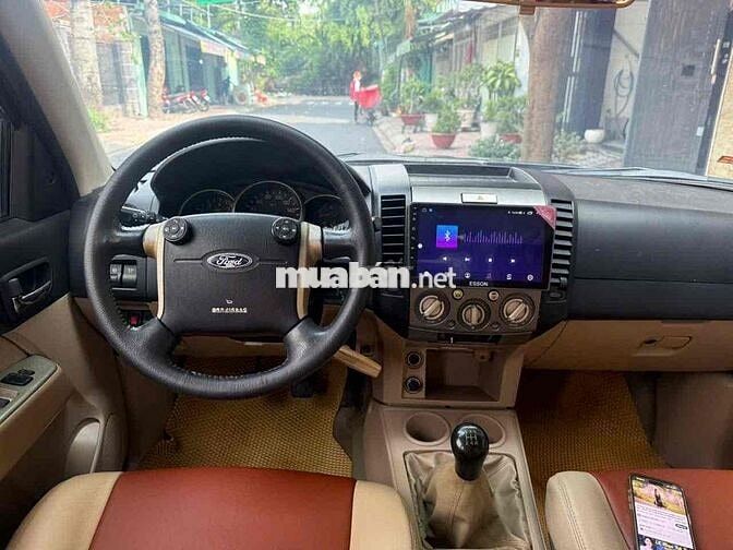 Ford Everest máy dầu số sàn đời cuối 2009