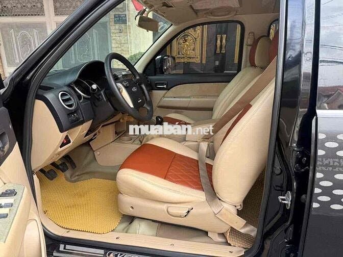Ford Everest máy dầu số sàn đời cuối 2009