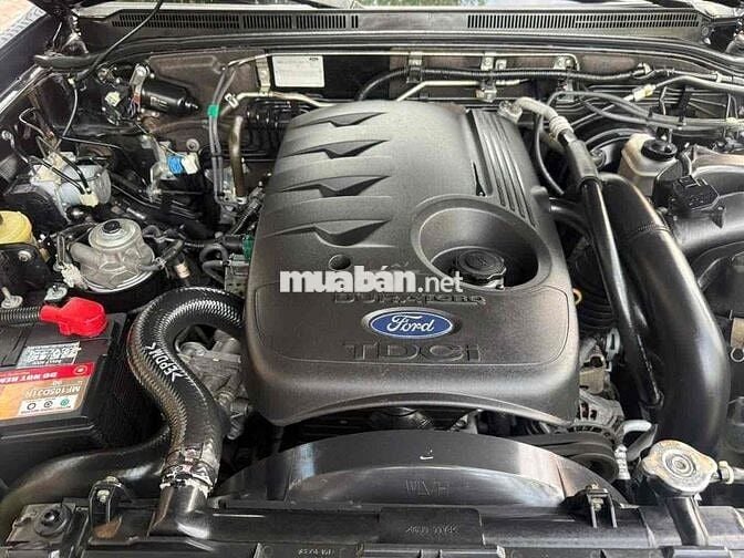 Ford Everest máy dầu số sàn đời cuối 2009
