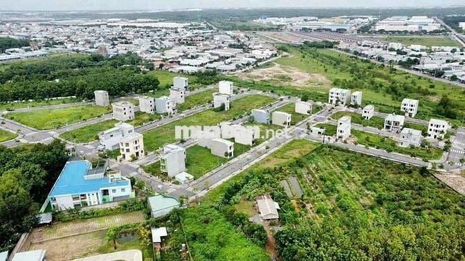 chính chủ cần tiền xoay vòng vốn nên muốn bán lô đất đẹp