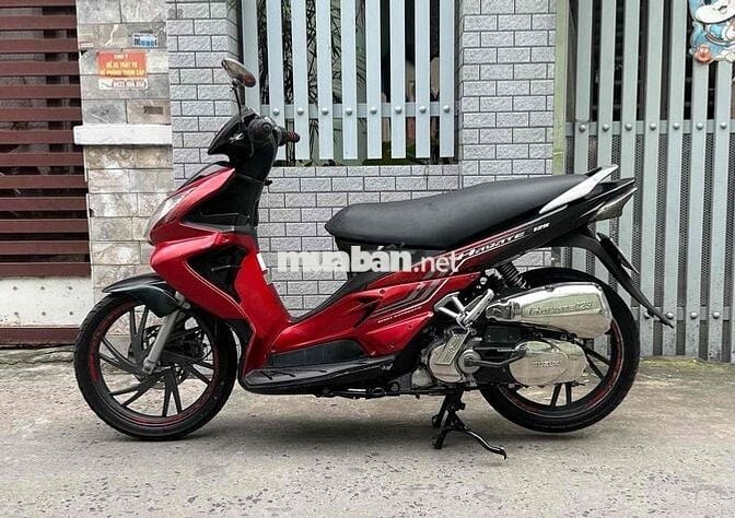 Hayate đeph, máy êm thì thầm bao vọt biển SG