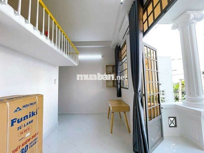 TRỐNG LẠI DUPLEX BAN CÔNG NGAY CHỢ BÀCHIỂUGẦN HIU UEF ĐẠI HỌC MỸ THUẬT