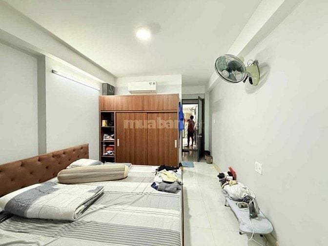 Hạ giá còn 5 tỷ 700 bán liền. Nhà Lê Hồng Phong Q10 80m2. Sổ hồng riên