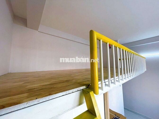 TRỐNG LẠI DUPLEX BAN CÔNG NGAY CHỢ BÀCHIỂUGẦN HIU UEF ĐẠI HỌC MỸ THUẬT