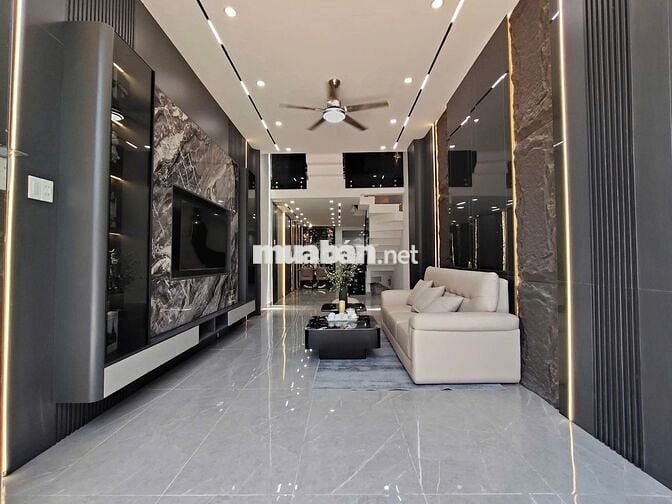 Mua là lời nhà 2.39 tỷ Đ. Hai Bà Trưng, Đông Hoà, đang cho 15tr/tháng