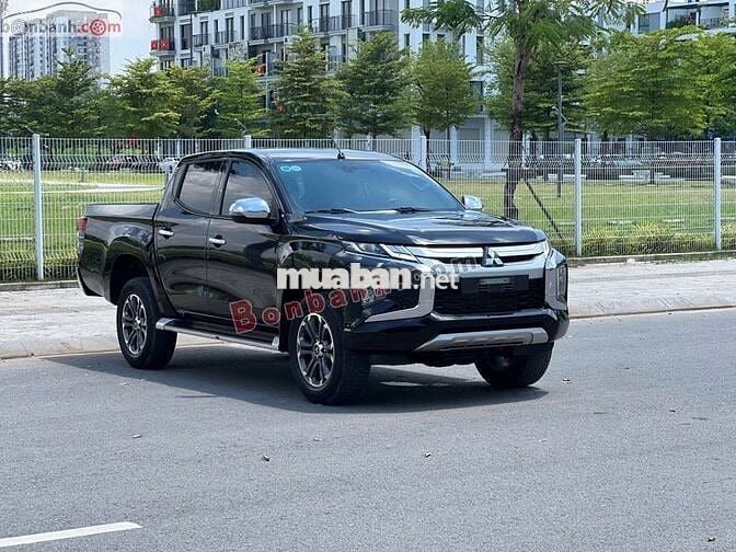 triton premium 1 cầu sx 2020 đki T12/2020