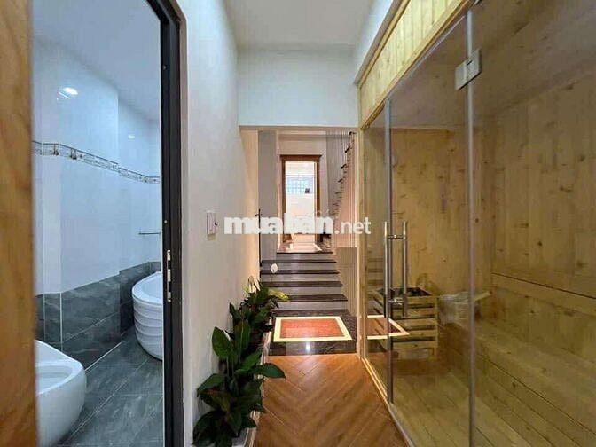 NHÀ PHỐ CÓ THANG MÁY NGUYỄN OANH 5PN