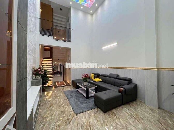 NHÀ PHỐ CÓ THANG MÁY NGUYỄN OANH 5PN