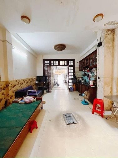 Nhà 3 tầng hẻm xe hơi 1 sẹc gần ngã tư Nguyễn Thị Thập Quận 7. 4,5*28 