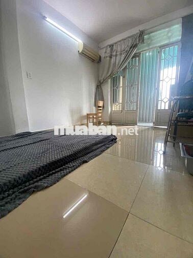 2 PHÒNG NGỦ - 1 PHÒNG KHÁCH - 60m2 RỘNG RÃI - FULL CỬA SỔ TRỜI THOÁNG