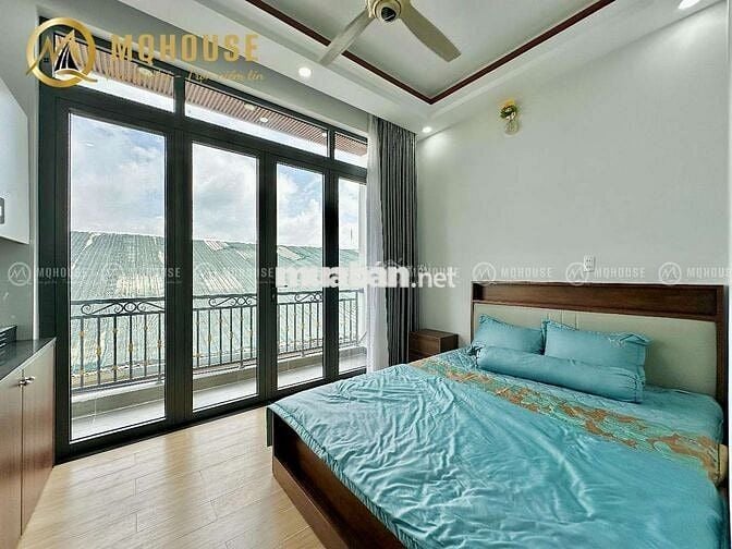 Cho thuê CHDV Studio Ban công rộng, Cửa sổ rộng ánh sáng tốt Tại Emart