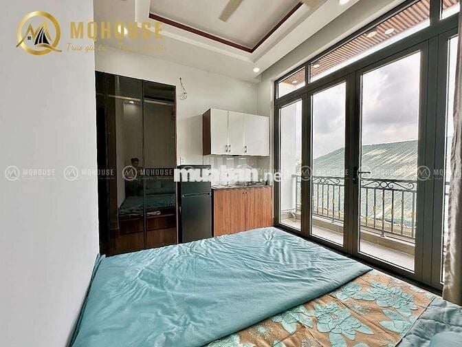 Cho thuê CHDV Studio Ban công rộng, Cửa sổ rộng ánh sáng tốt Tại Emart