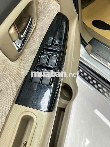 Toyota Fortuner 2013 2.5G - 100 km