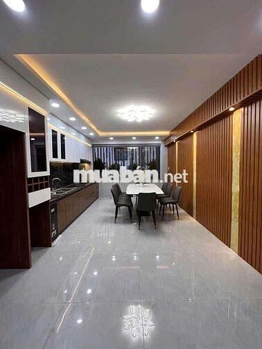 NHÀ PHỐ CÓ THANG MÁY NGUYỄN OANH 5PN