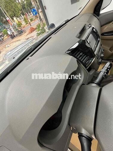 Toyota Fortuner 2013 2.5G - 100 km