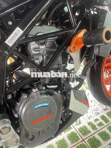 Cần bán chiếc moto DUKE200