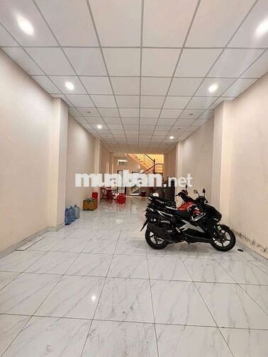 Mua đất tặng nhà 90m2 hẻm xe hơi ngay Ngã 4 Bảy Hiền 2 tầng 3PN