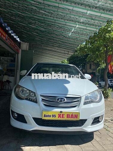 Hyundai Avante 2011 1.6 AT - 120000 km