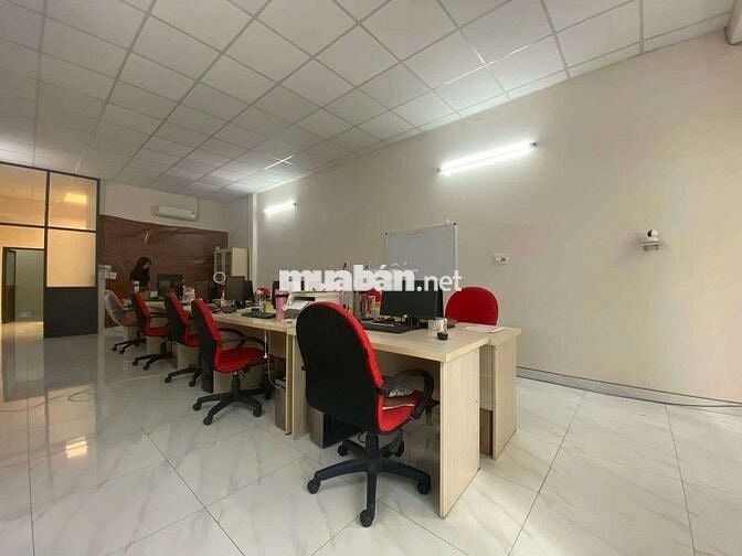 Mua đất tặng nhà 90m2 hẻm xe hơi ngay Ngã 4 Bảy Hiền 2 tầng 3PN