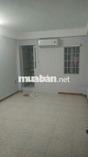 cho thuê nhà 4pn3wc đường CMT8 p5 Tân bình