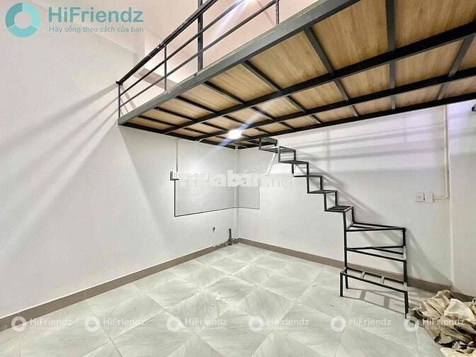 Phòng gác cửa sổ sát cầu Chánh Hưng Quận 8 diện tích siêu rộng