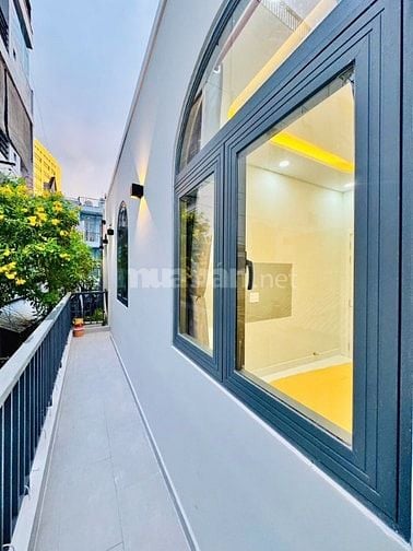 Bán nhà ngay Phổ Quang, Phú Nhuận. Giá: 3 tỷ 290tr/65m2, sổ riêng
