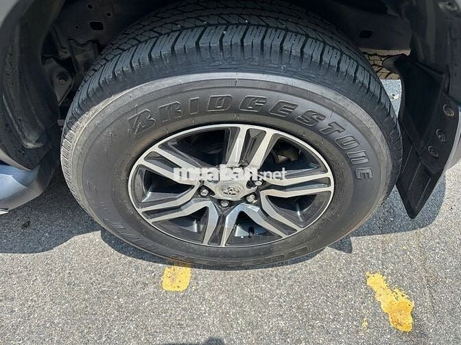 Toyota Fortuner 2.4G 4x2MT cuối 2019, số tay 1 chủ