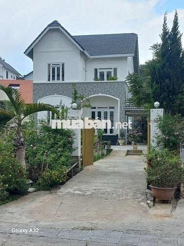 Bán VILLA sân vườn KQH Yersin Đà Lạt- chính chủ
