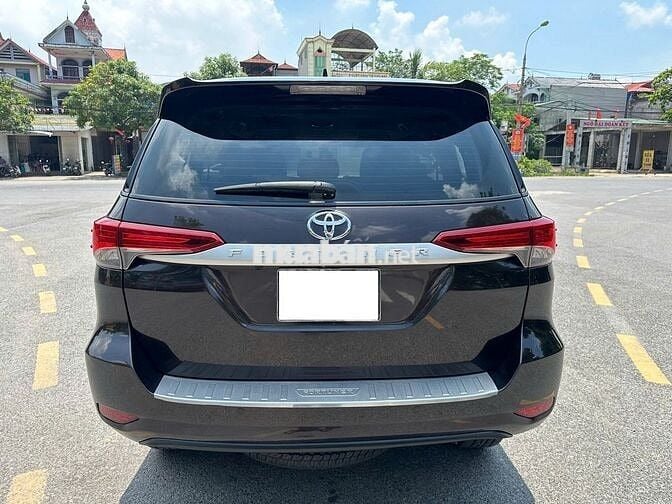 Toyota Fortuner 2.4G 4x2MT cuối 2019, số tay 1 chủ