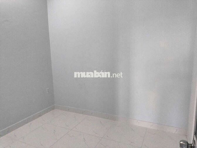 Bán nhà nhỏ Lê văn Lương Long Hậu