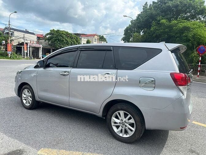 Toyota INNOVA 2.0E cuối 2017, số tay. Xe Quá Đẹp