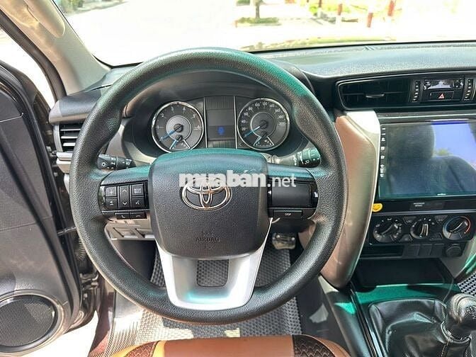 Toyota Fortuner 2.4G 4x2MT cuối 2019, số tay 1 chủ