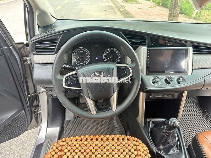 Toyota INNOVA 2.0E cuối 2017, số tay. Xe Quá Đẹp