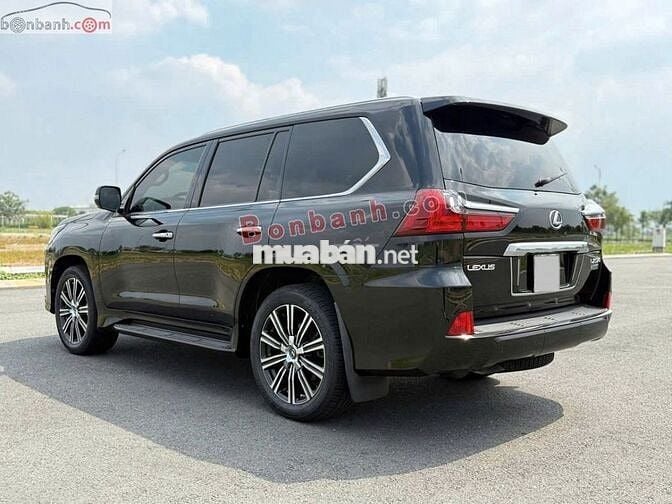 Lexus lx570 sản xuất 2020 chạy 6 vạn