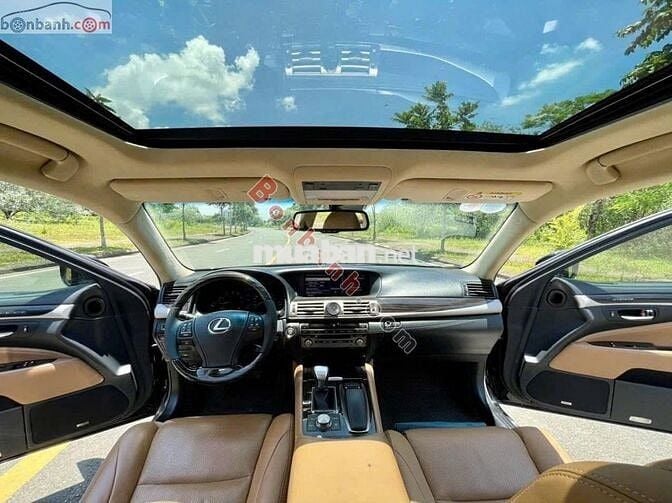 Lexus ls460 2015 chạy 9,8 vạn