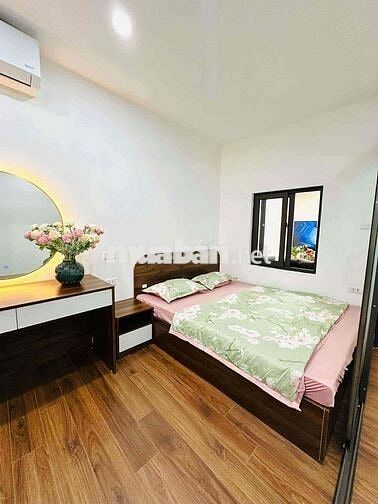Cực hiếm . TT Trần Hưng Đạo lô góc full nội thất ô tô đỗ chân cầu thag