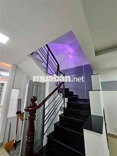 Nhà Đẹp 4 Tầng — Gần Cây Keo Tô Hiệu Chu Thiên ( 5m x18m) Hướng Tây
