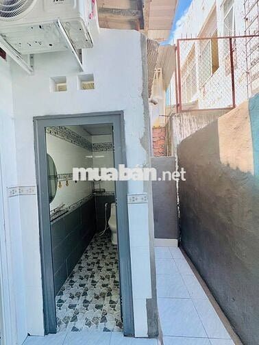 Cần Bán gấp căn nhà cấp 4 ở Đ. Nguyễn Thị Lắng - SHR - Giá 785tr