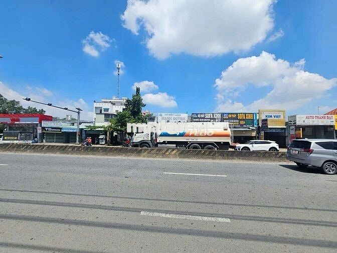 Nhà 196m mặt tiền kinh doanh quốc lộ 1k gần chợ Đông Hòa và BigC Go