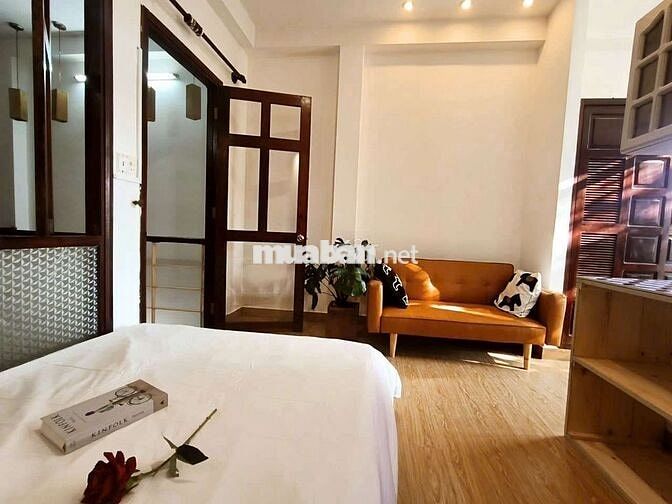 Căn Hộ Studio sát bên trường Văn Lang cs2, có bancol thoáng, mgr, FNT